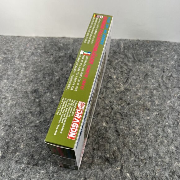 Dragon Model Kit 39 to 45 Series Germany 1:3  German Fallshirmjager Crete 1941 - Picture 3 of 9